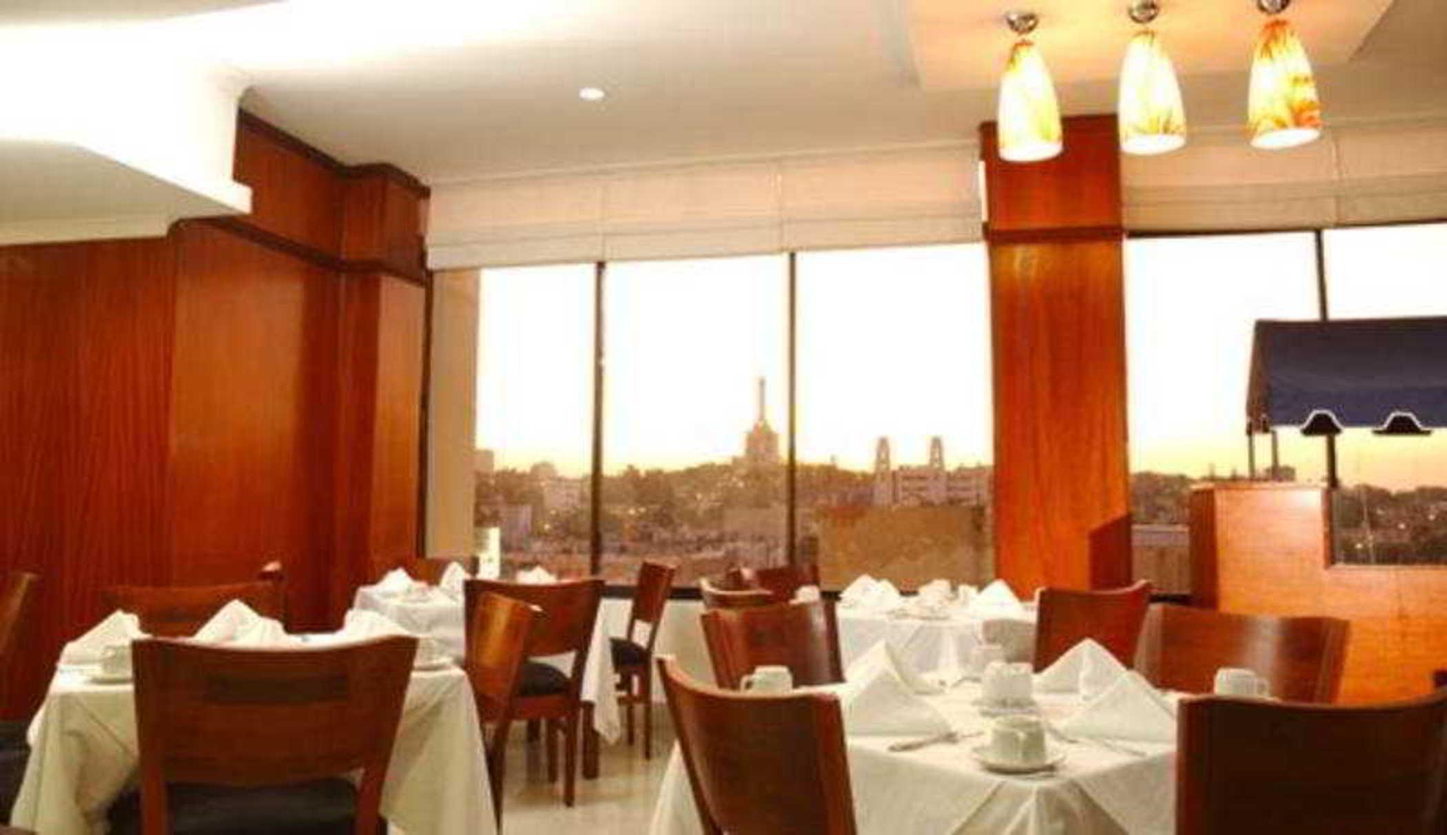 Hodelpa Centro Plaza Hotel Santiago De Los Caballeros Restoran gambar